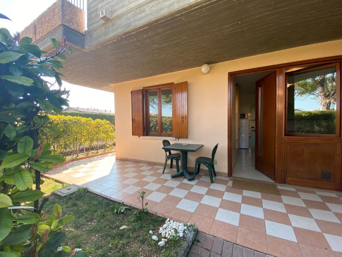 Apartment With Garden And Grill - Green Residence Sirmione Desenzano del Garda Esterno foto
