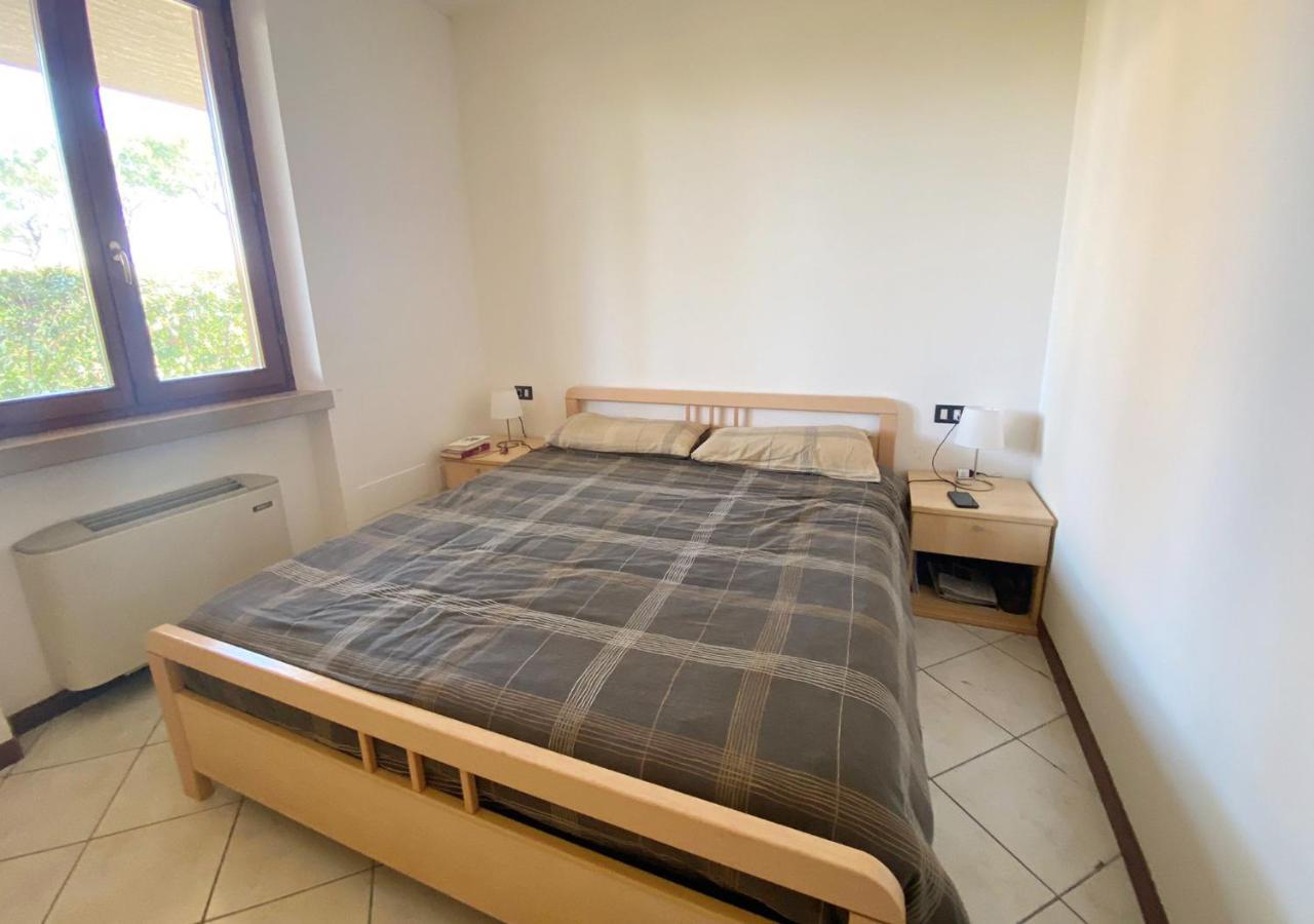 Apartment With Garden And Grill - Green Residence Sirmione Desenzano del Garda Esterno foto