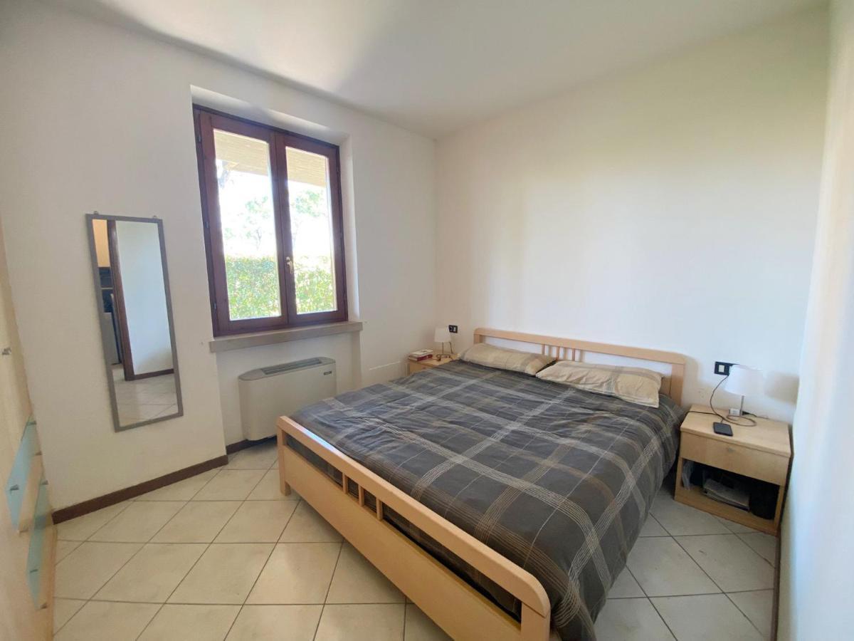 Apartment With Garden And Grill - Green Residence Sirmione Desenzano del Garda Esterno foto