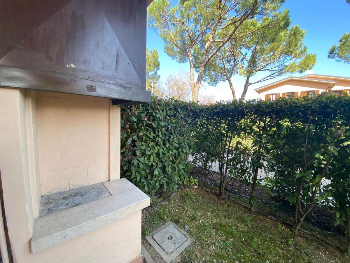 Apartment With Garden And Grill - Green Residence Sirmione Desenzano del Garda Esterno foto
