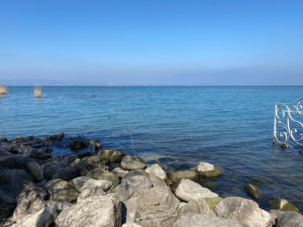 Apartment With Garden And Grill - Green Residence Sirmione Desenzano del Garda Esterno foto