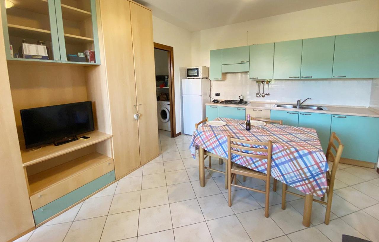 Apartment With Garden And Grill - Green Residence Sirmione Desenzano del Garda Esterno foto